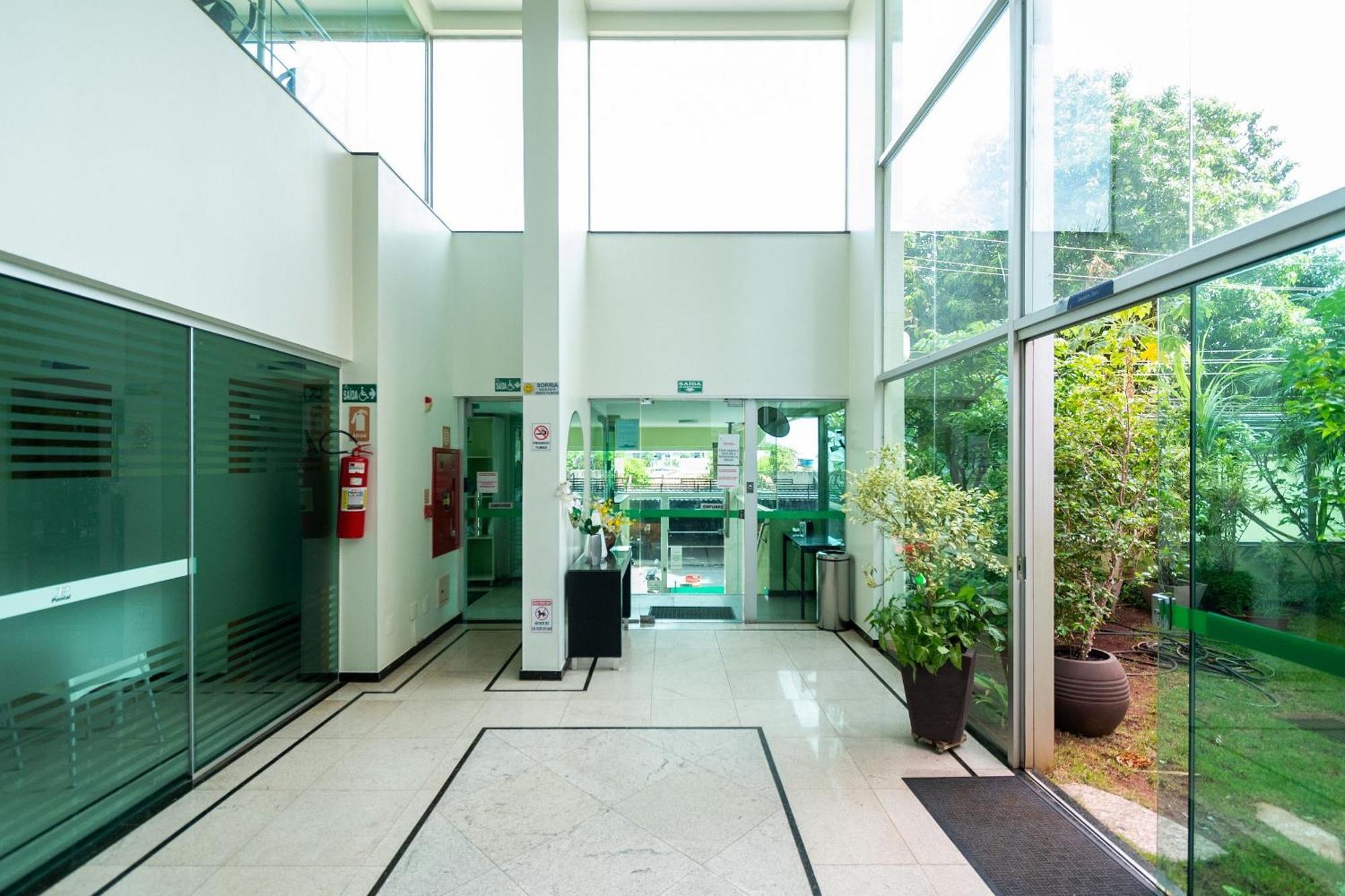 Pde - Apartamentos Proximos Do Centro กัวยาเนีย ภายนอก รูปภาพ