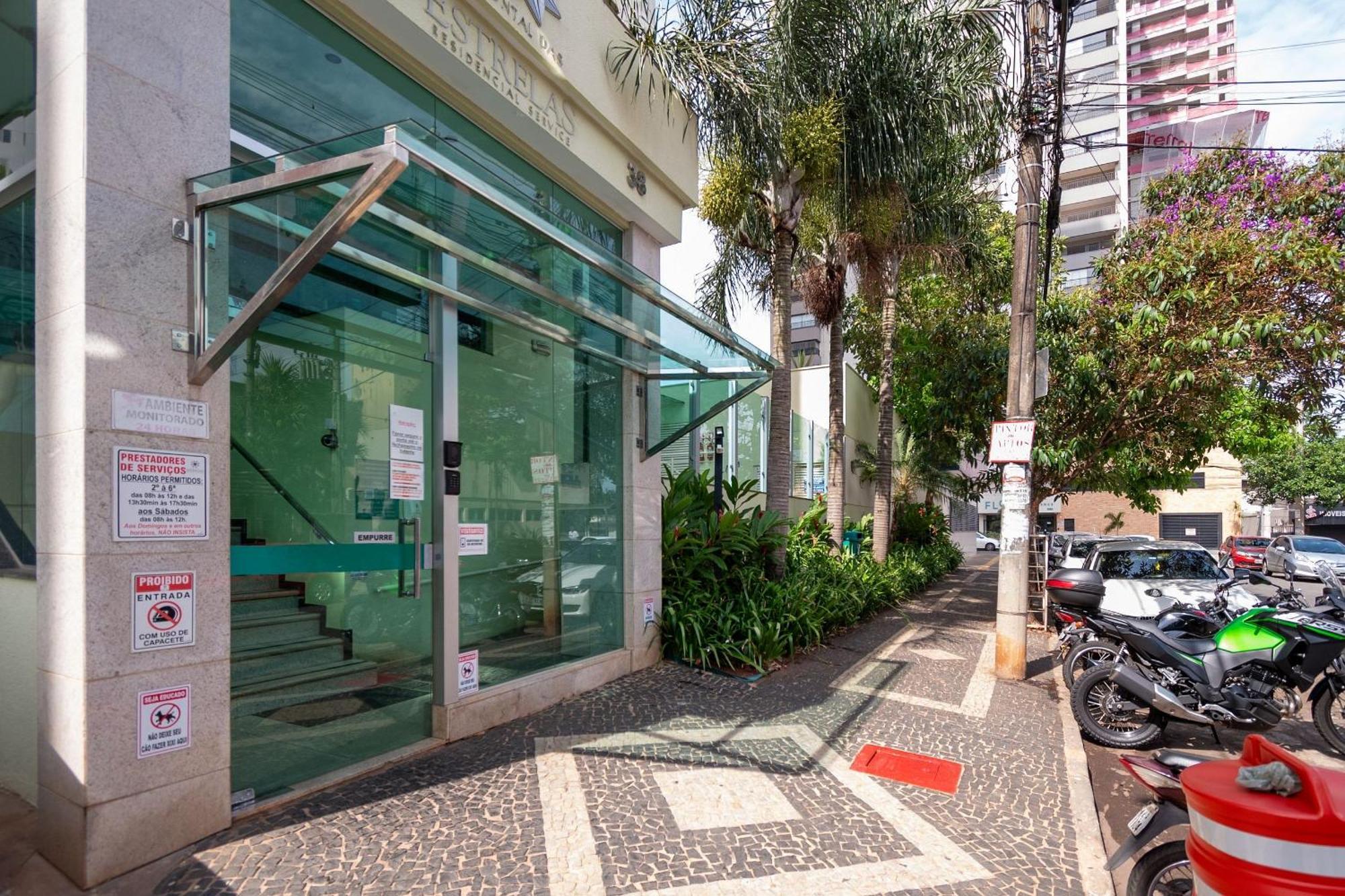 Pde - Apartamentos Proximos Do Centro กัวยาเนีย ภายนอก รูปภาพ