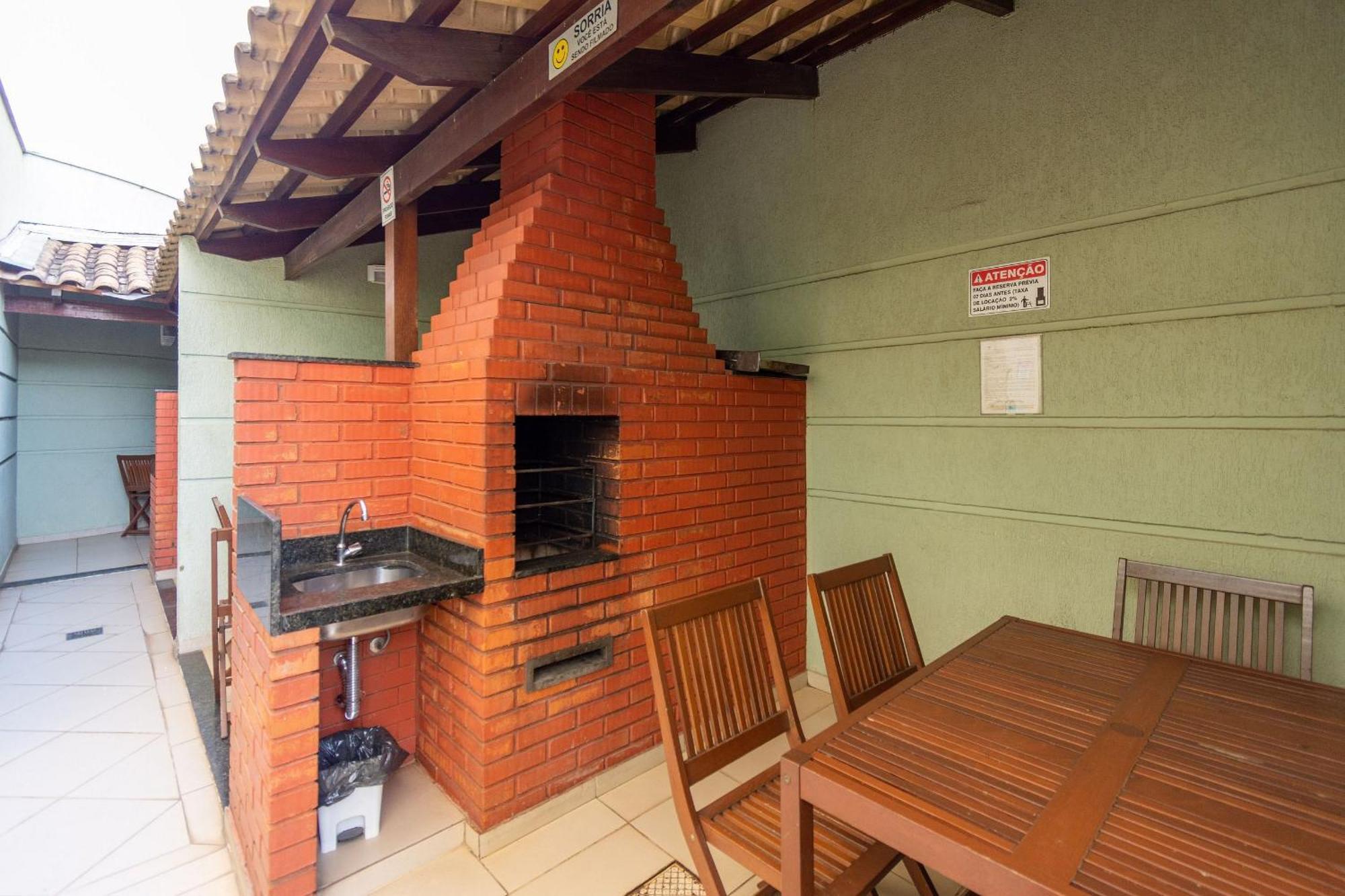 Pde - Apartamentos Proximos Do Centro กัวยาเนีย ภายนอก รูปภาพ