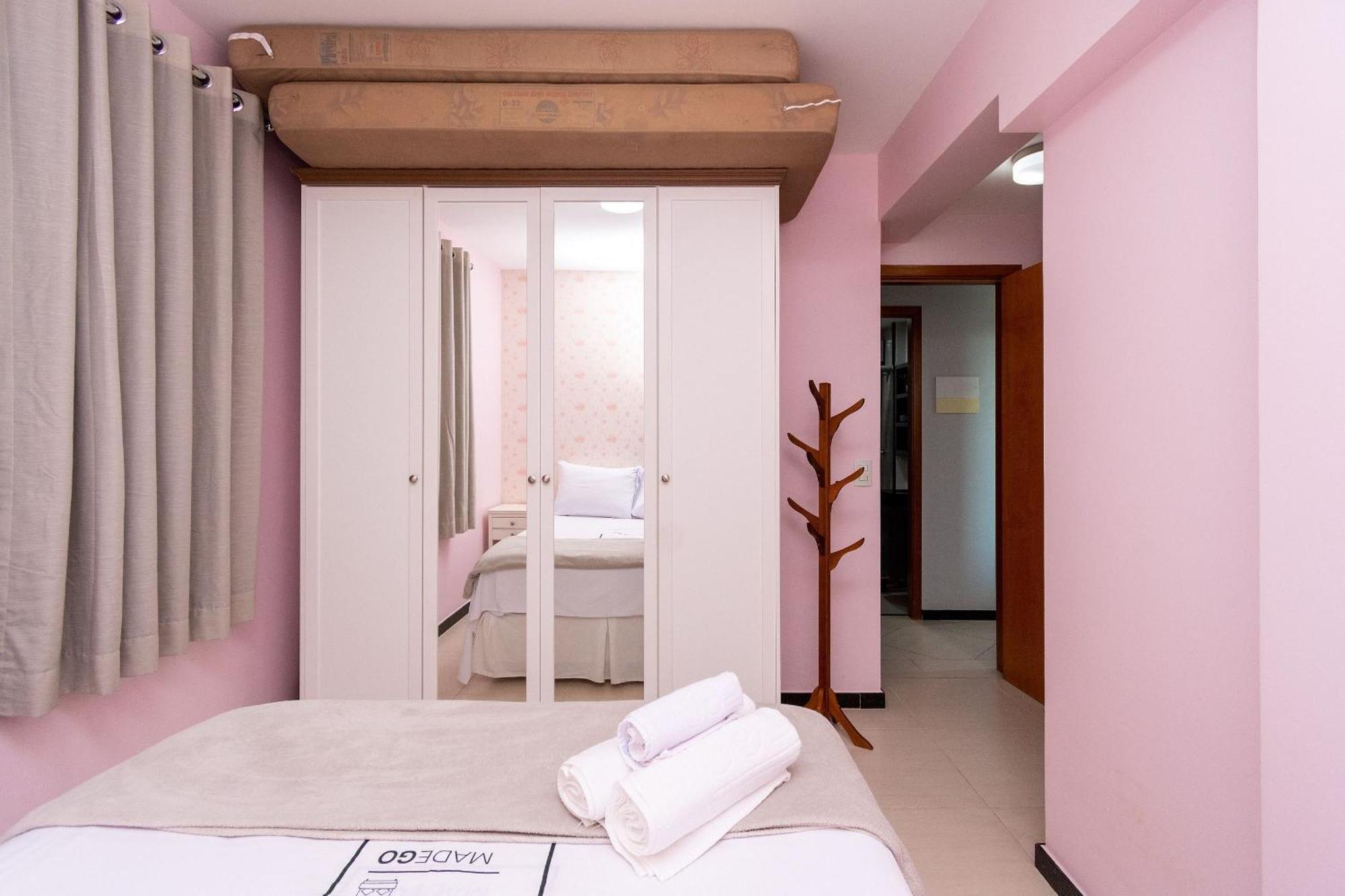 Pde - Apartamentos Proximos Do Centro กัวยาเนีย ภายนอก รูปภาพ