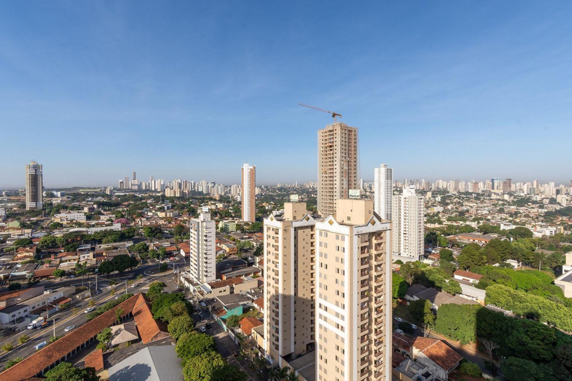 Pde - Apartamentos Proximos Do Centro กัวยาเนีย ภายนอก รูปภาพ